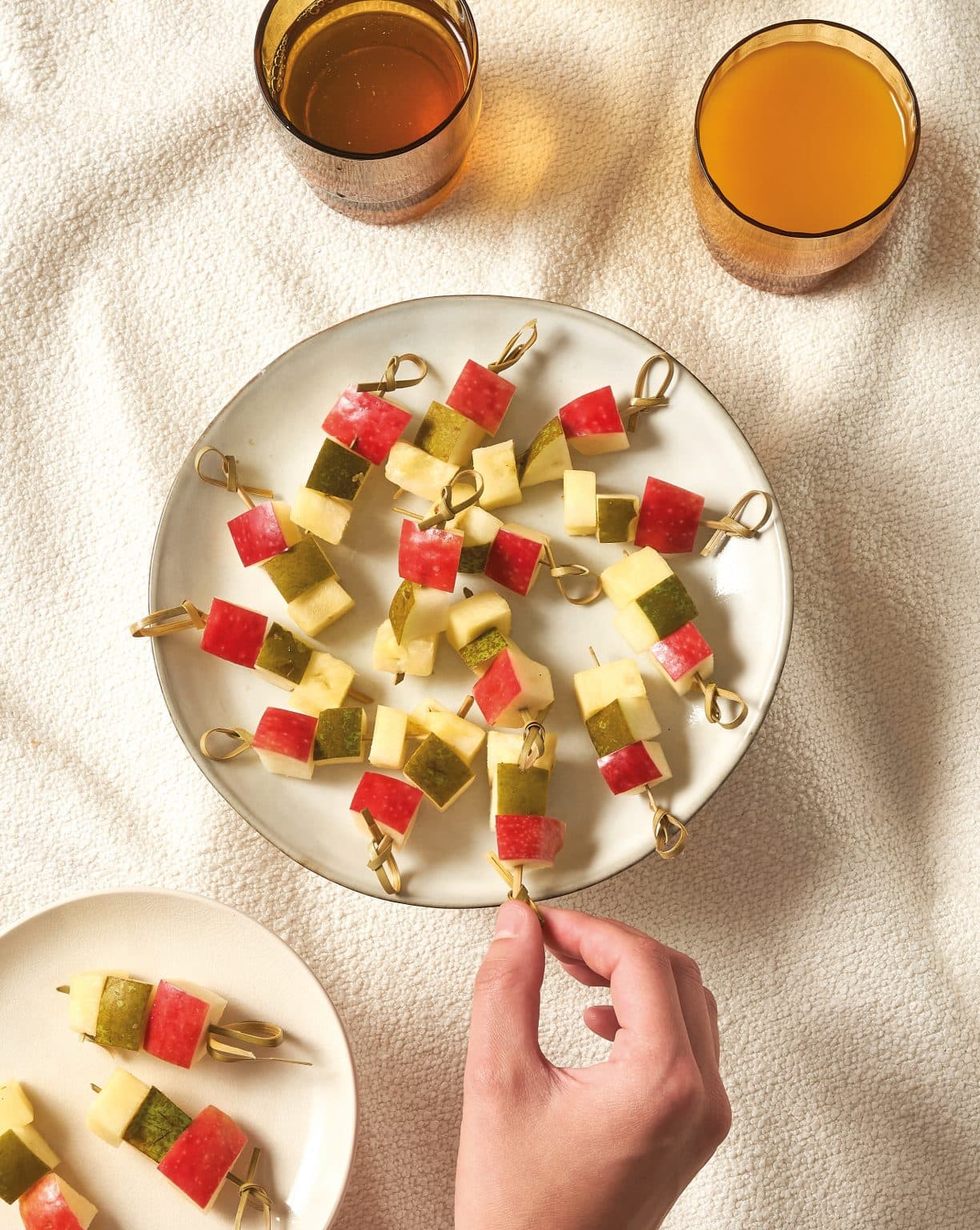 Brochettes de fruits pour un petit-déjeuner d'accueil